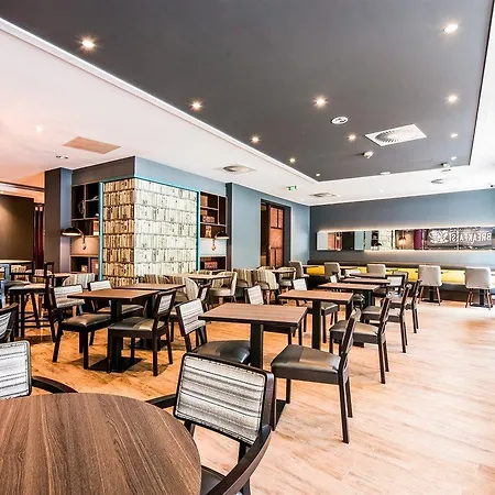 Express Centre West Hotel