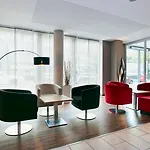 Express Centre West 3*