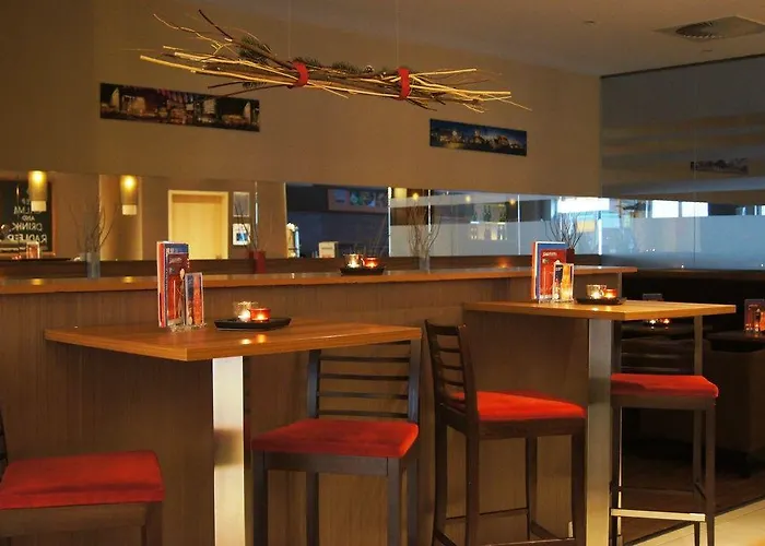 Express Centre West Hotell