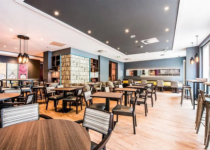 Express Centre West Hotell