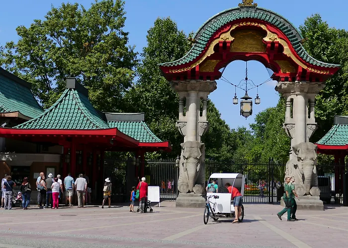 Hotell Express Centre West 3*