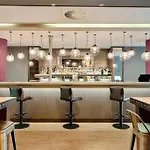酒店 Express Centre West 3*