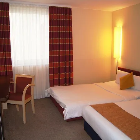 Hotel Express Centre West