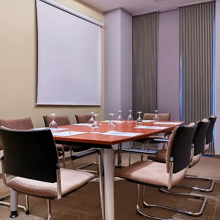 Express Centre West 3* Berlim