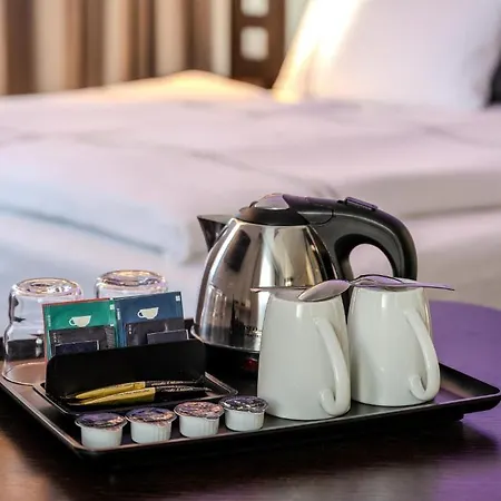 Hotel Express Centre West 3*