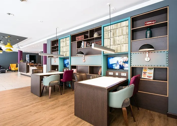 Express Centre West Hotell 3*