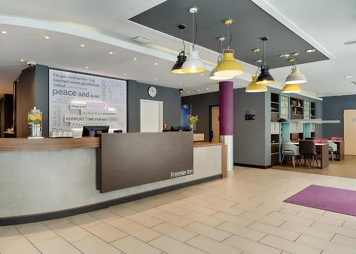 Hotell Express Centre West