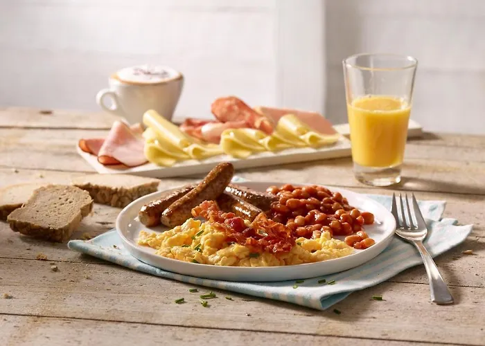 Express Centre West 3*