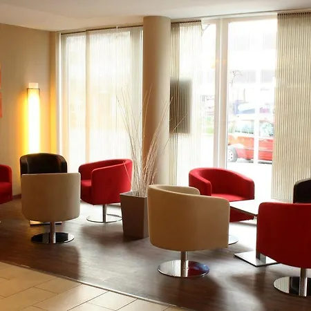 Express Centre West Hotel 3*