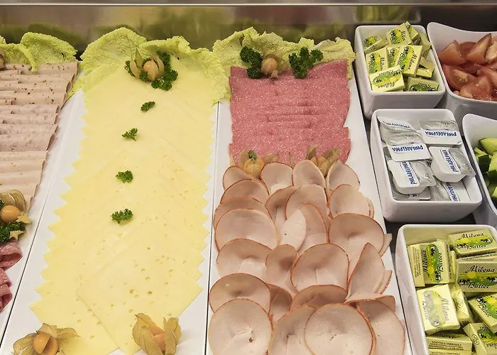 Hotel Express Centre West