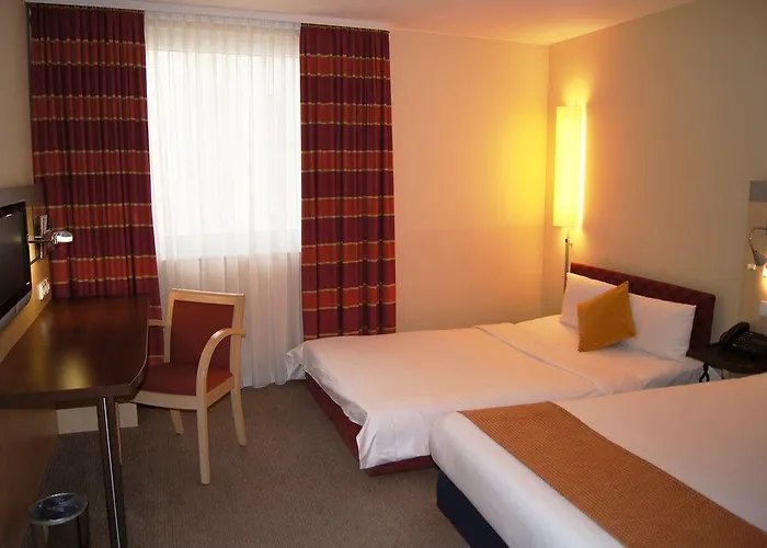 Hotel Express Centre West