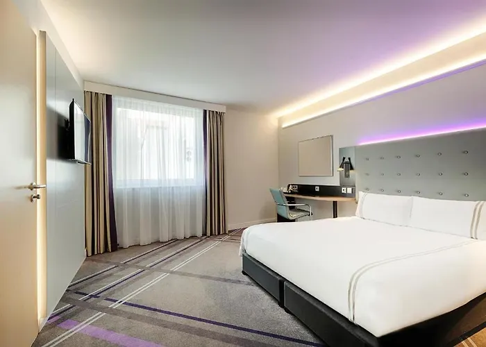 Express Centre West Hotel