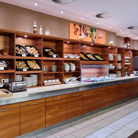 Hotel Express Centre West 3*