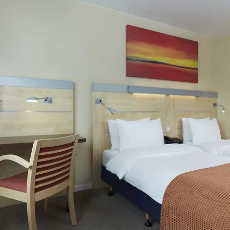 Hotel Express Centre West 3*