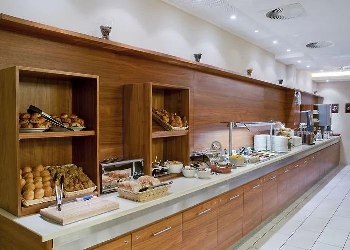 酒店 Express Centre West