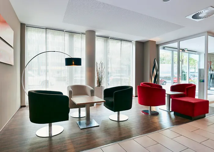 Express Centre West 3*